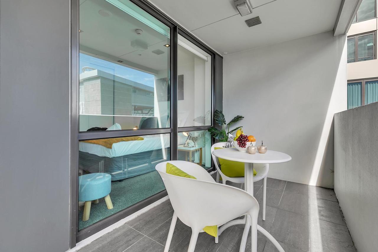 Dockside Delight + Cp! Apartment Оукланд Екстериор снимка